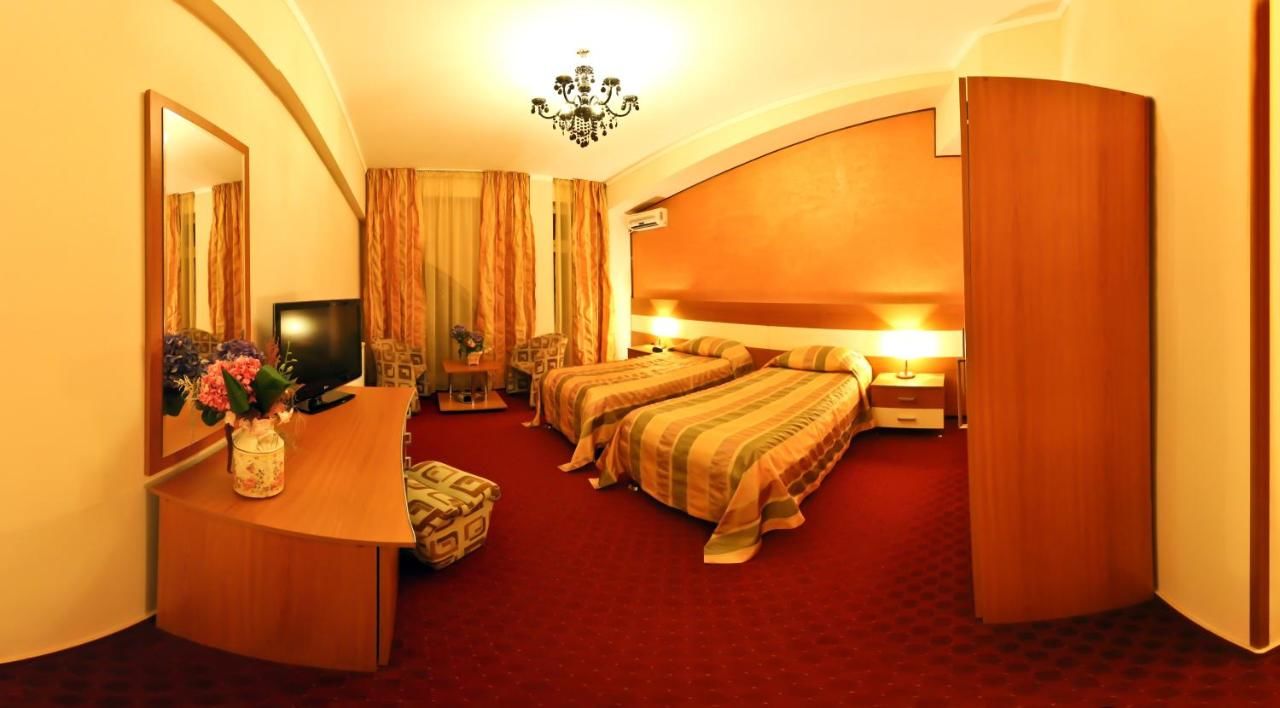 Отель Hotel Andre´s Крайова-18