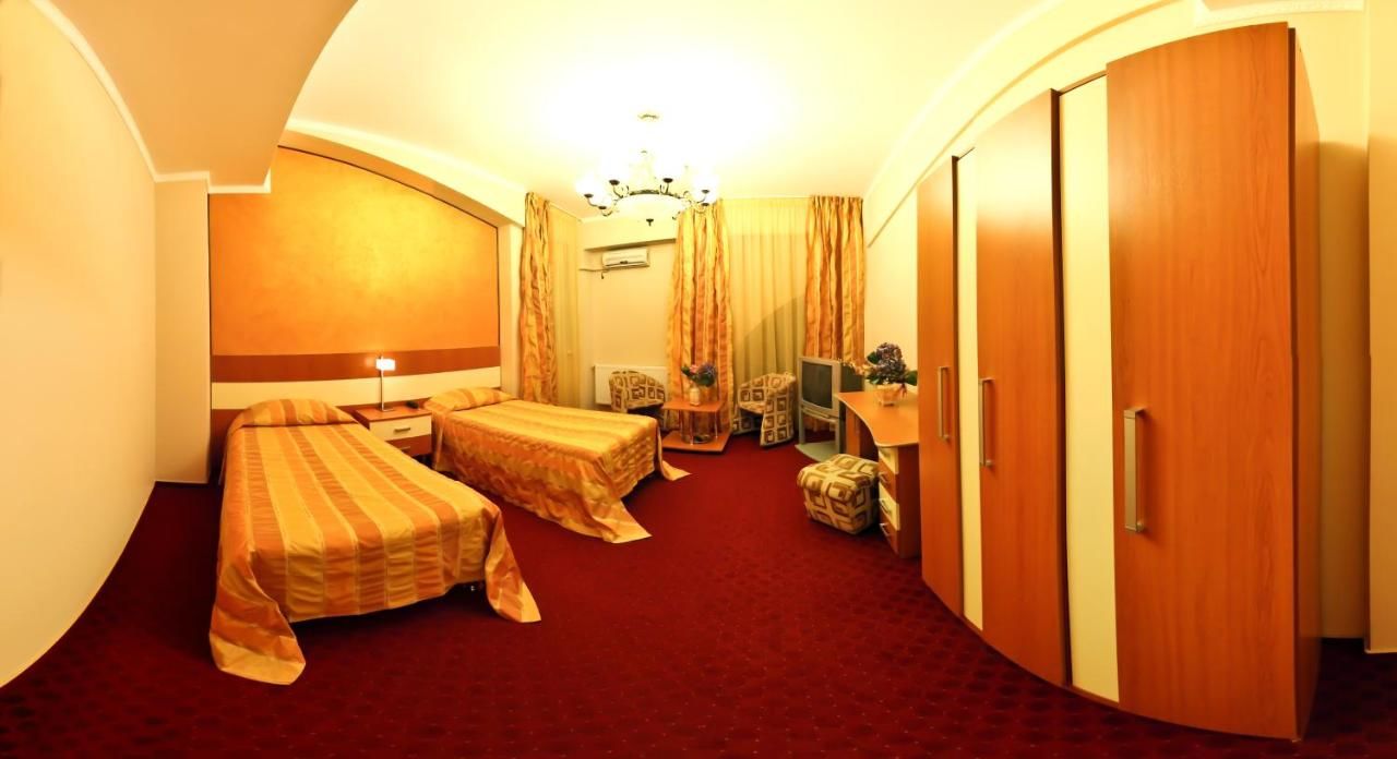 Отель Hotel Andre´s Крайова-19