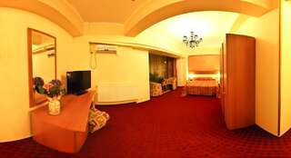 Отель Hotel Andre´s Крайова Улучшенный двухместный номер с 1 кроватью или 2 отдельными кроватями-6